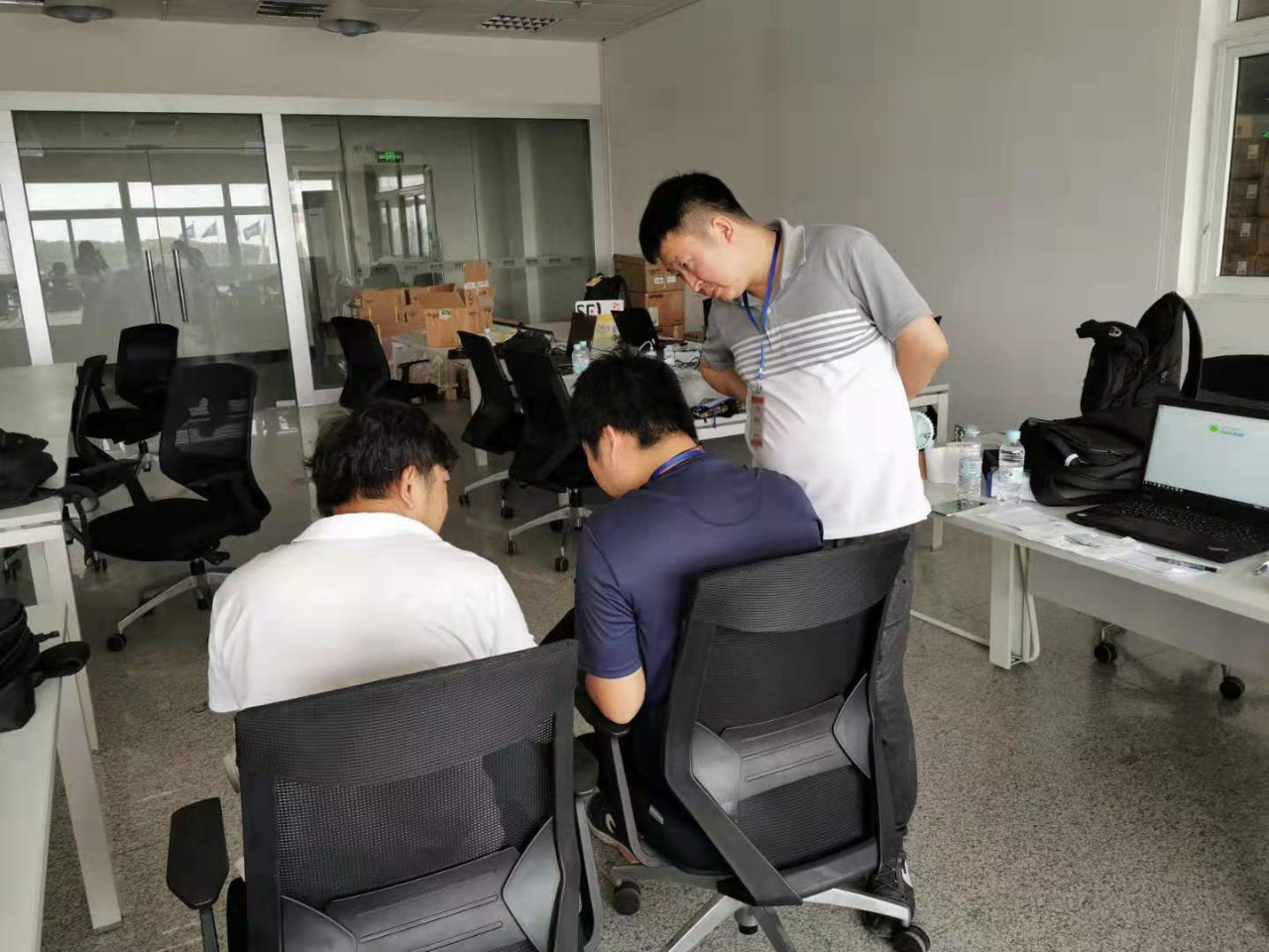 夏送清涼，集體慶生，慰問一線 | 致我們的一線伙伴：辛苦了！